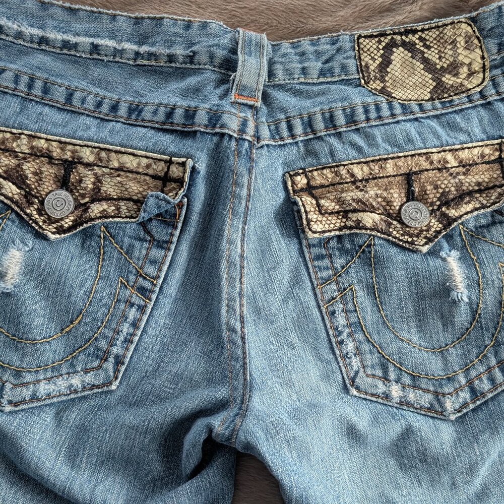 🫰🏼HTF True Religion Python Snake Skin Jeans RARE - Picture 4 of 9